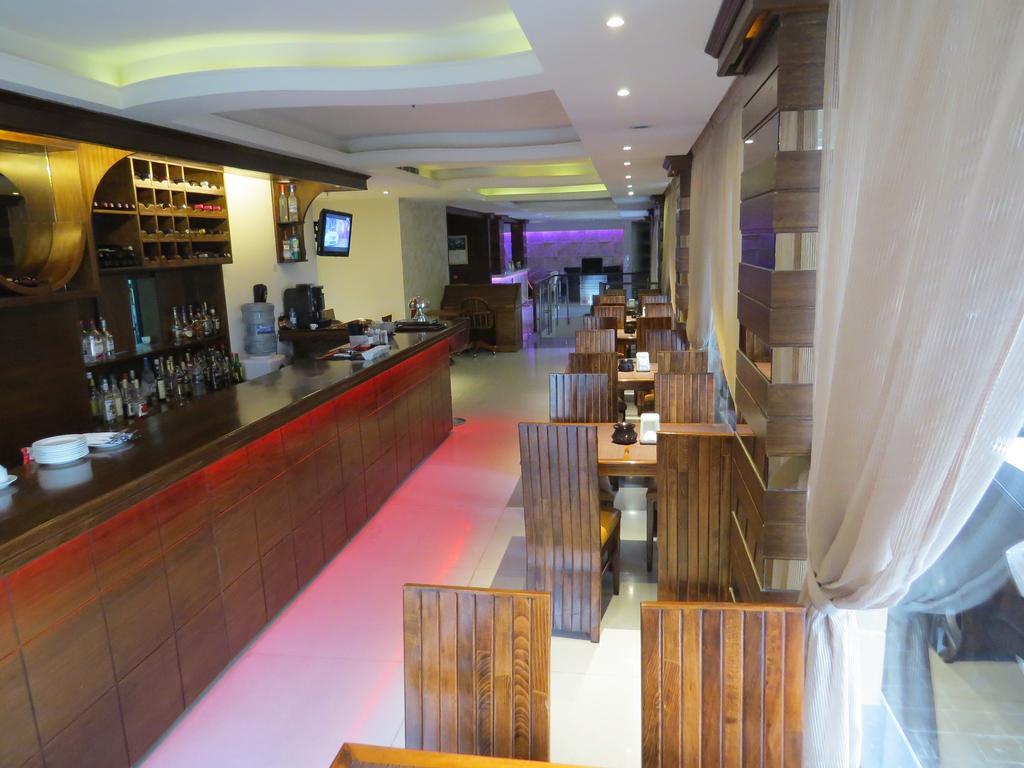 Le Noble Otel Zouk El Kharab Dış mekan fotoğraf